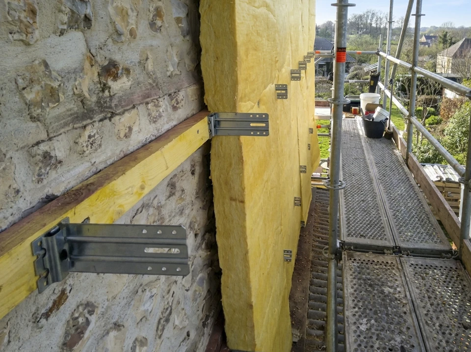 Couchage thermique en polystyrène pour des économies d'énergie sur un chantier de construction